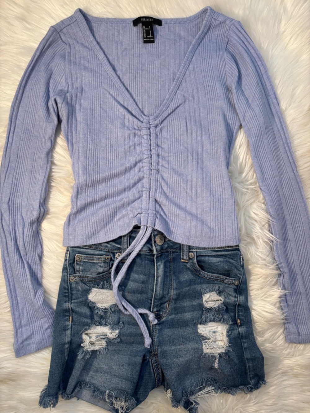 Forever 21 Light Lavender Ruched V-Neck Long Sleeve Top